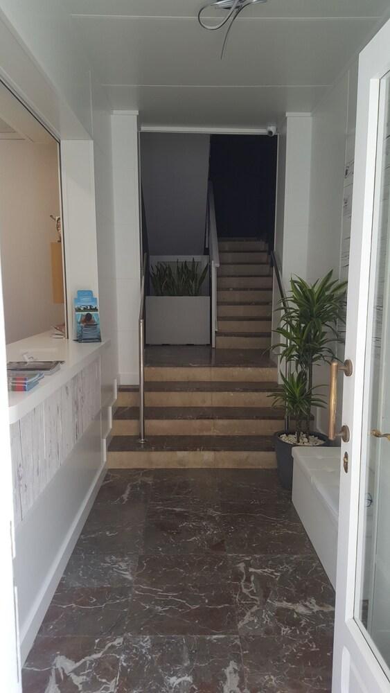Hostal Can Joanet Cambrils Eksteriør billede
